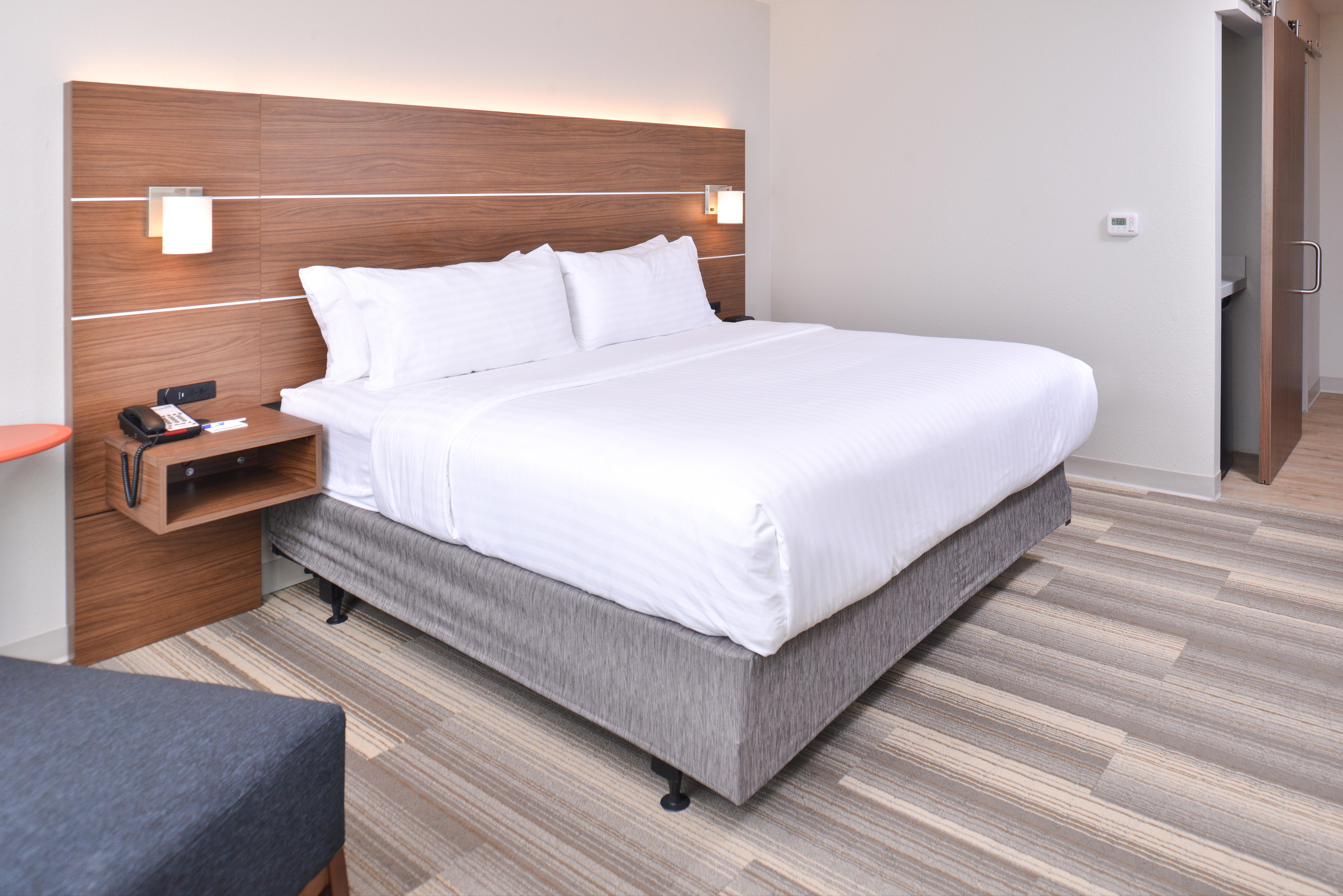 Holiday Inn Express & Suites Omaha Airport By Ihg Carter Lake Exteriér fotografie