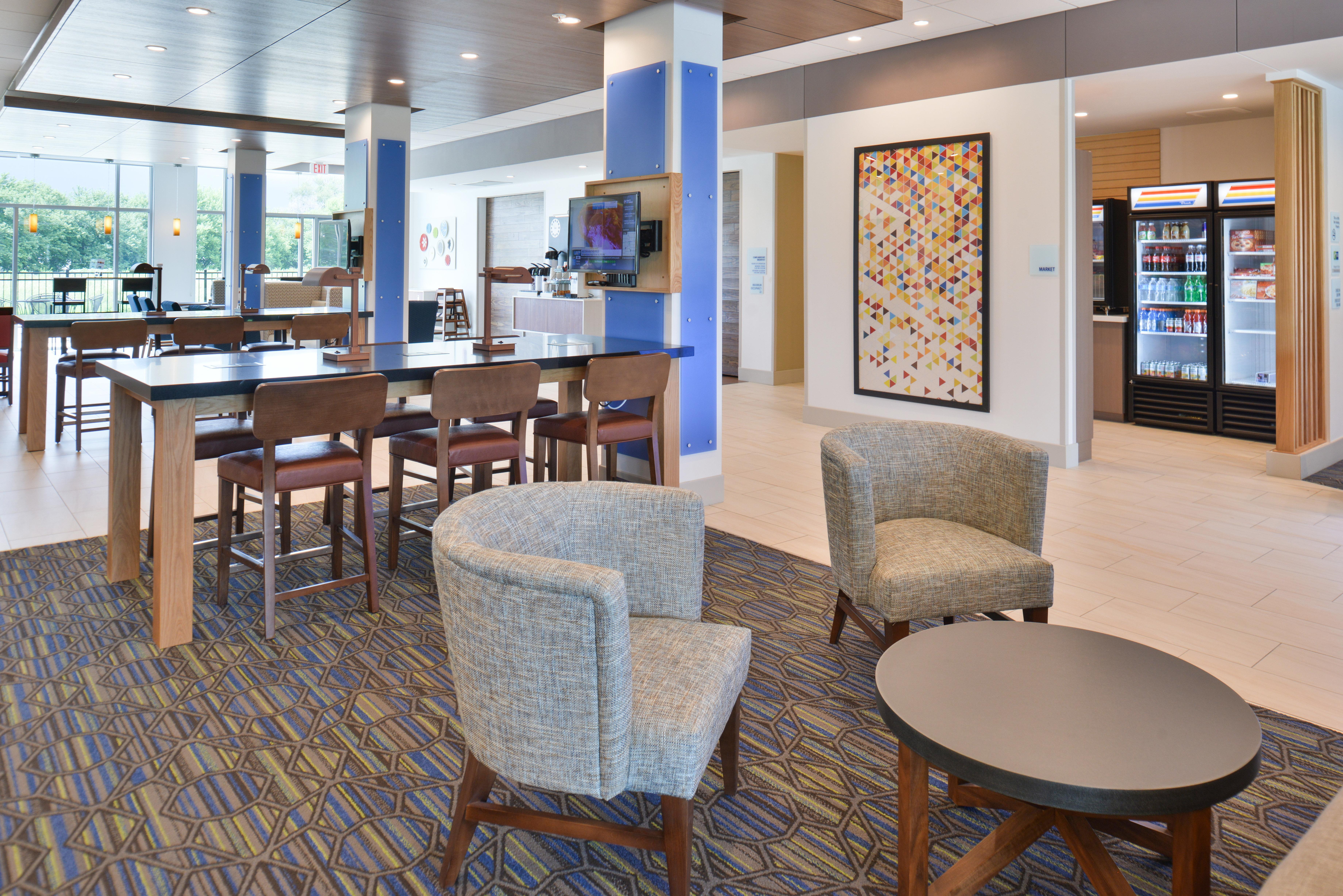 Holiday Inn Express & Suites Omaha Airport By Ihg Carter Lake Exteriér fotografie