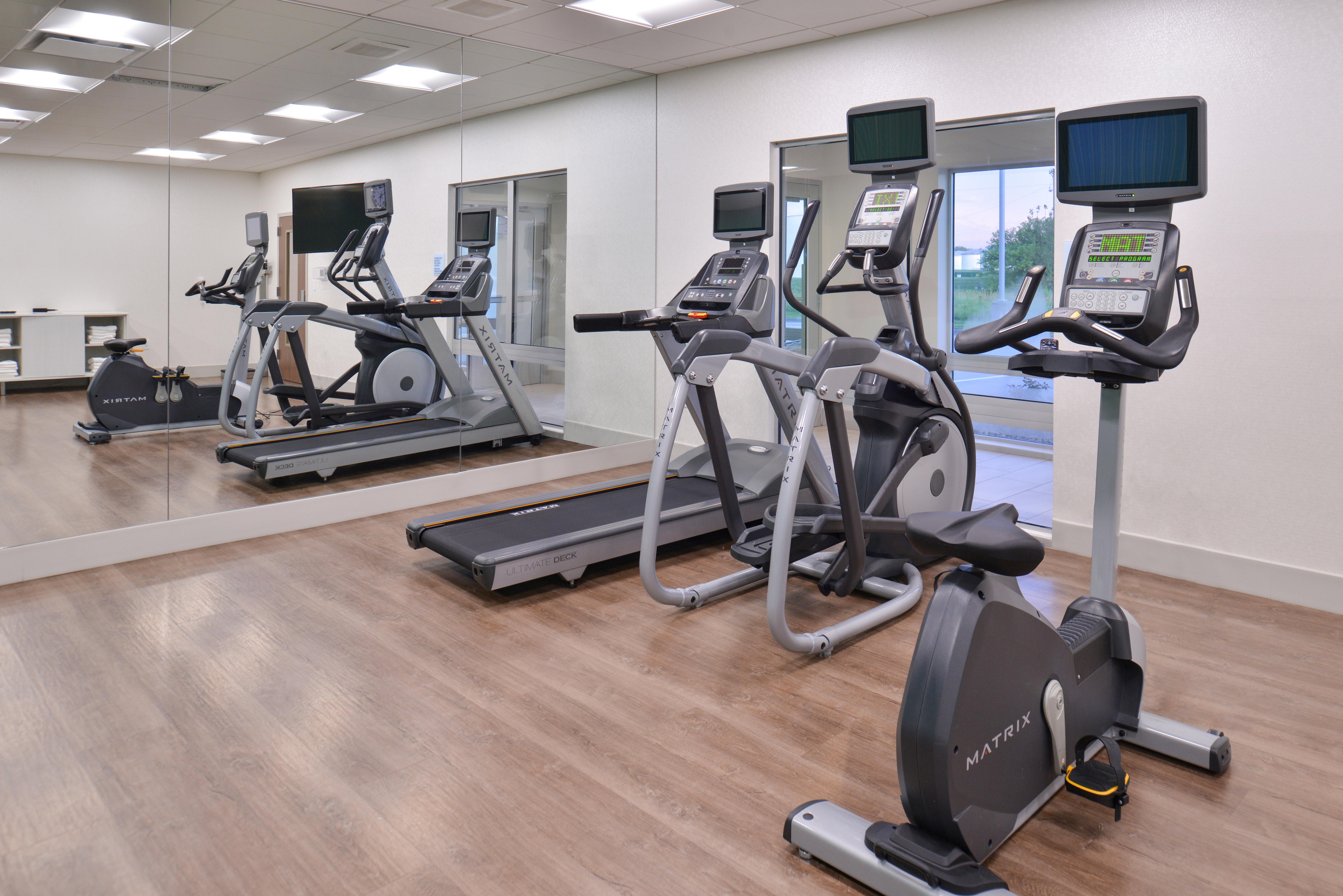 Holiday Inn Express & Suites Omaha Airport By Ihg Carter Lake Exteriér fotografie