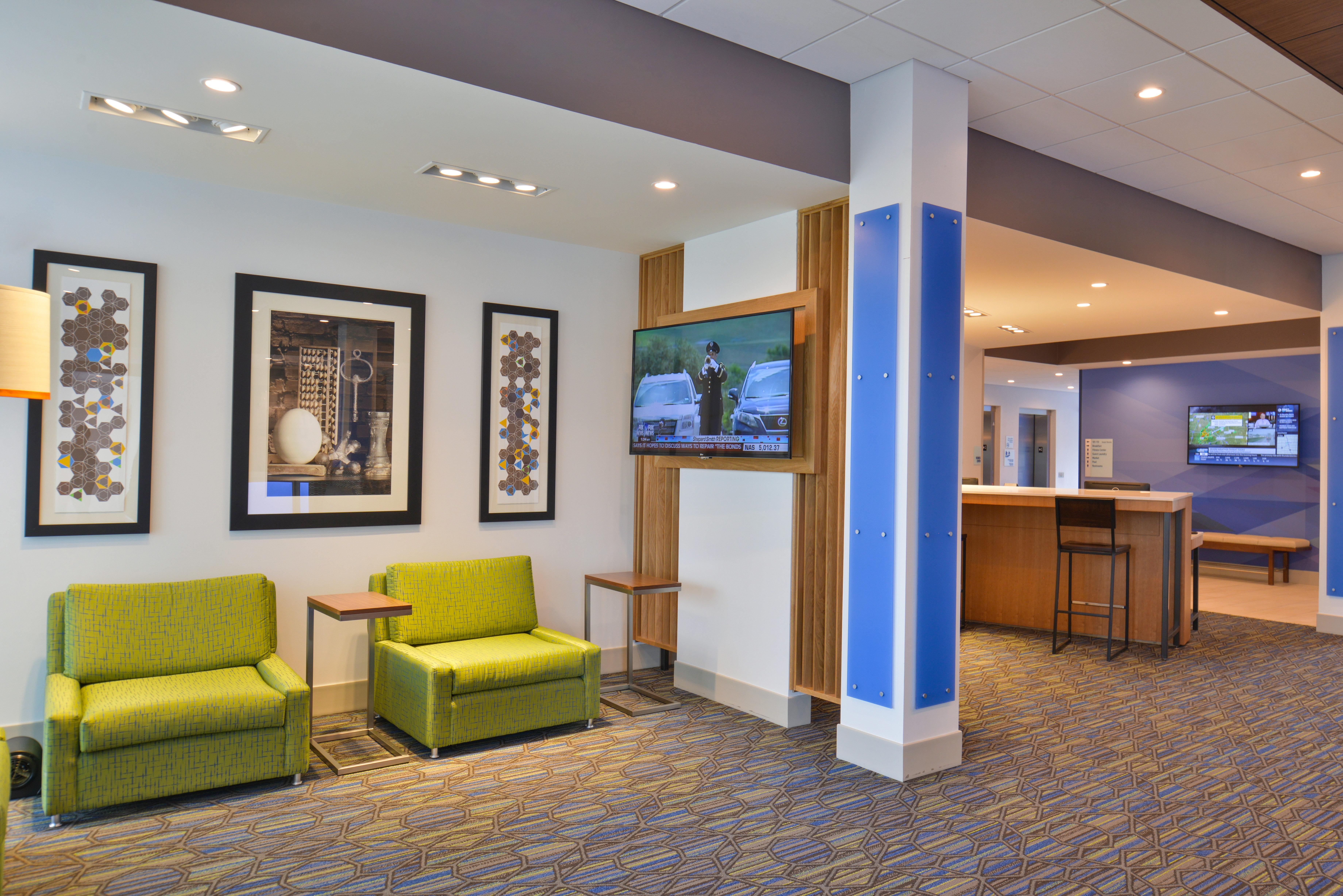 Holiday Inn Express & Suites Omaha Airport By Ihg Carter Lake Exteriér fotografie