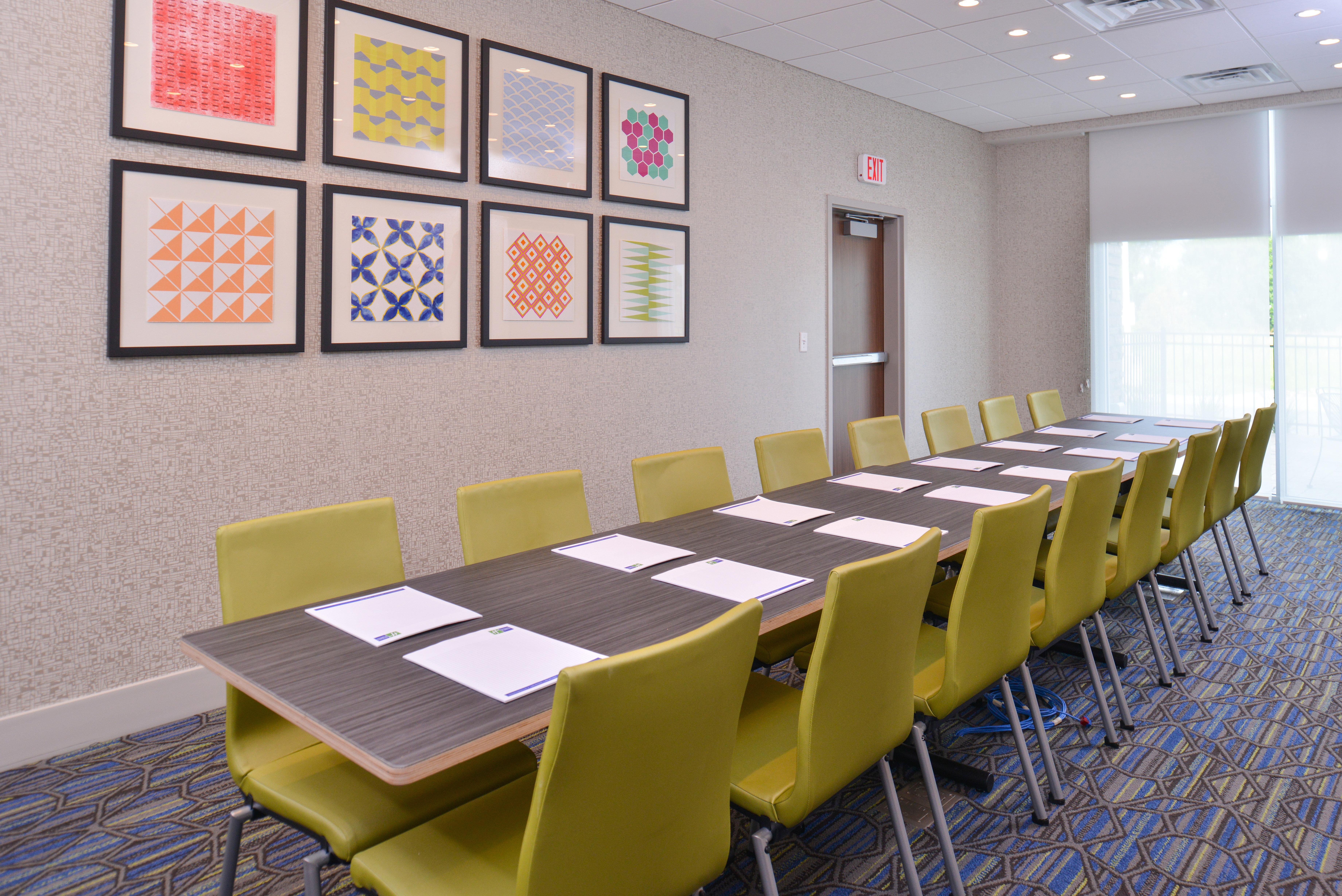 Holiday Inn Express & Suites Omaha Airport By Ihg Carter Lake Exteriér fotografie