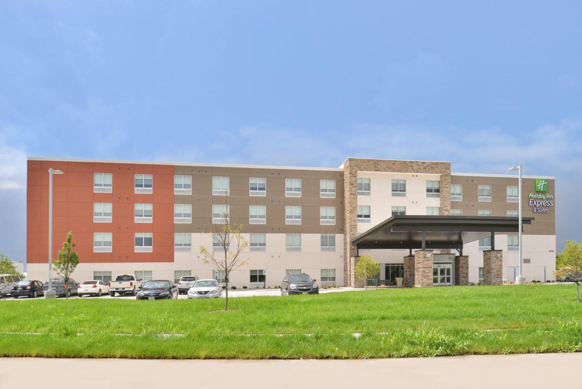 Holiday Inn Express & Suites Omaha Airport By Ihg Carter Lake Exteriér fotografie