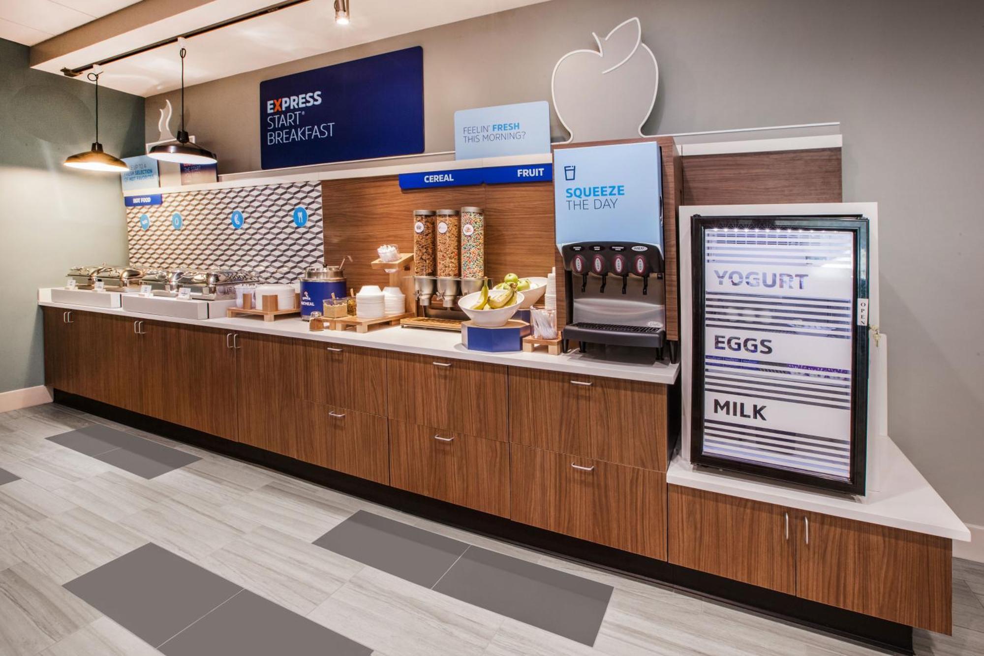 Holiday Inn Express & Suites Omaha Airport By Ihg Carter Lake Exteriér fotografie